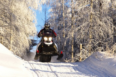 Half day snowmobile tour