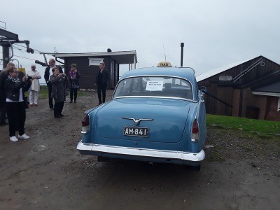 Volga -museoauto tilaisuuksiin Tahkolla