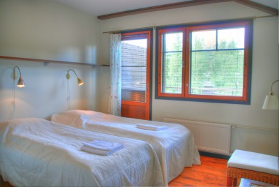 4 Luxus apartment for 6 – 12 persons (150m2). 6 bedroom each.