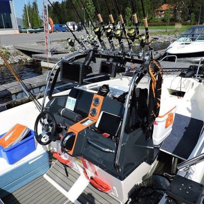 8 hours guided fishing at lake Syväri