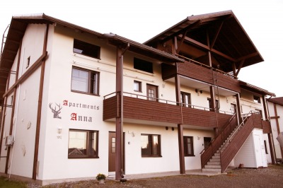 Apartments Anna kuuden makuuhuoneen huoneisto 12 henkilölle 4 kpl